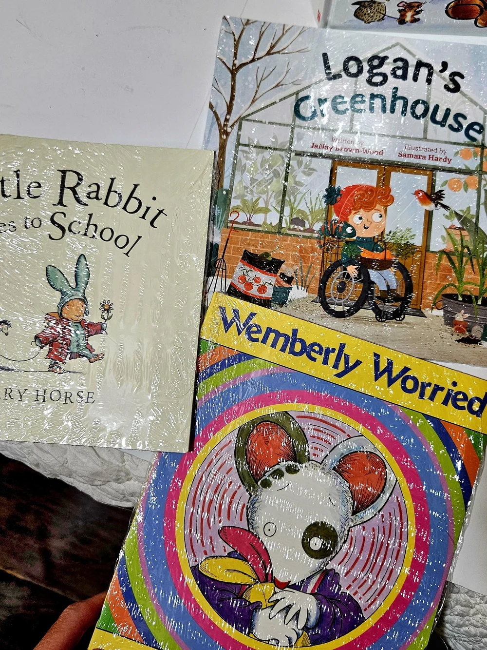 HUGE Lot of 21 Children’s Picture Books – 7 NEW Sealed, 2 Hardcovers & Classics!